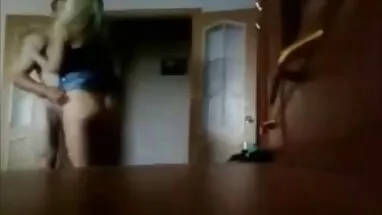 Tóc vàng, co giao thao dam dang cô gái thô lỗ